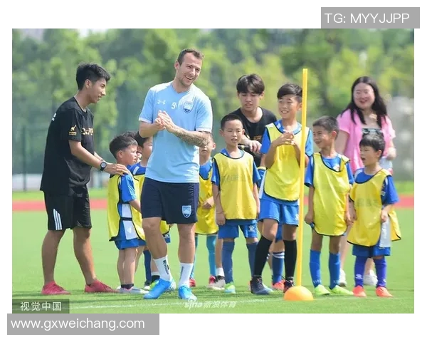 昆山FC足球队的核心球员是谁 他们的表现如何推动球队进步